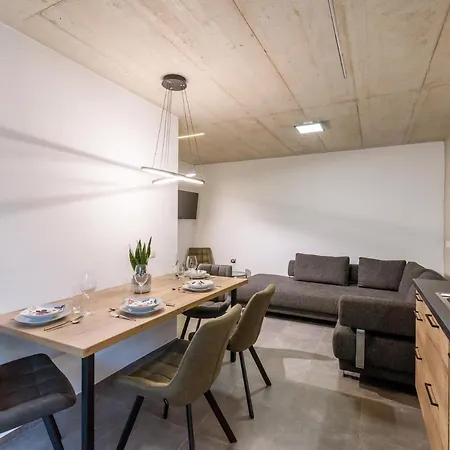 Black Mountain * פוגן